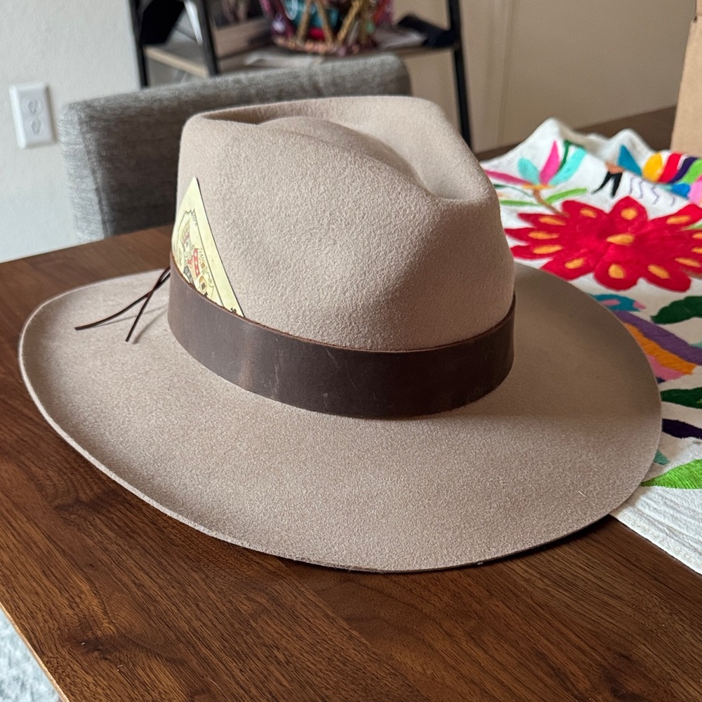 Tan Rancher Hat with Brown Band
